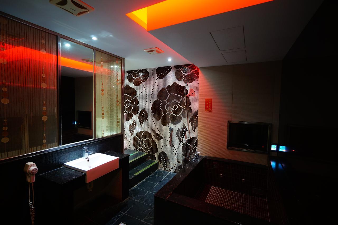 荷村 Motel Wuqi Δωμάτιο φωτογραφία